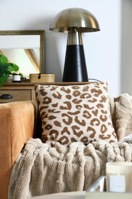 Pernă decorativă Fauves 45X45 cm, culoare bej, 100% poliester - imagine 5