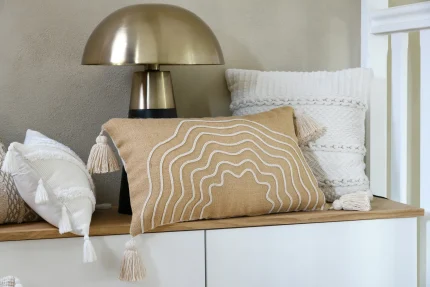 Pernă decorativă Balma 35X60 cm, culoare nisip, 55% iută 40% bumbac 5% lurex - imagine 2