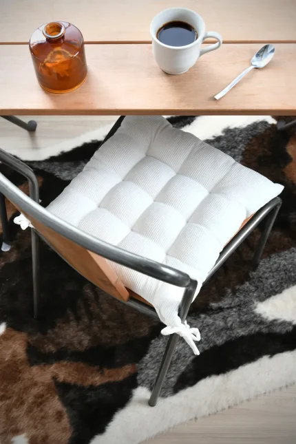 Pernă de scaun Dandy 38X38 cm, culoare crem, 100% poliester - imagine 3