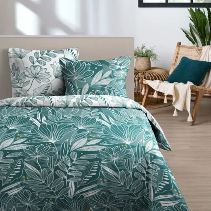 Lenjerie Douala pat dublu, 3 piese, cearsaf pilota 240X220 cm, 2 fete de perna 63×63 cm, culoare verde petrol, 100% bumbac OEKO TEX