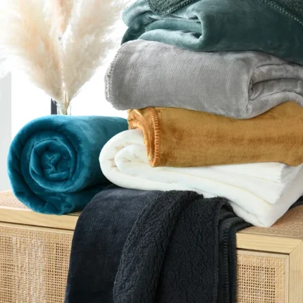 Pătură Michigan 180X220 cm, culoare Verde petrol, 100% poliester